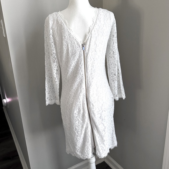 NWT Diane Von Furstenberg Lace Dress - Picture 6 of 10